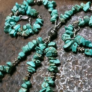 Turquoise Howlite Chip Lariat Necklace